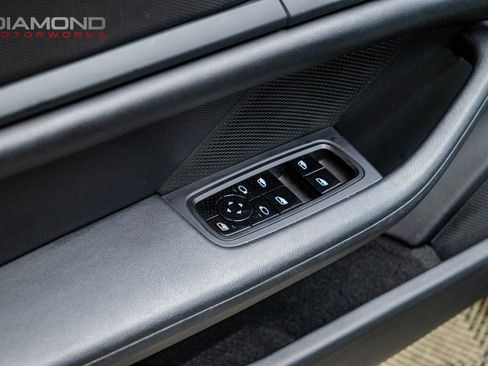 Used 2021 Porsche Taycan 4S image 61