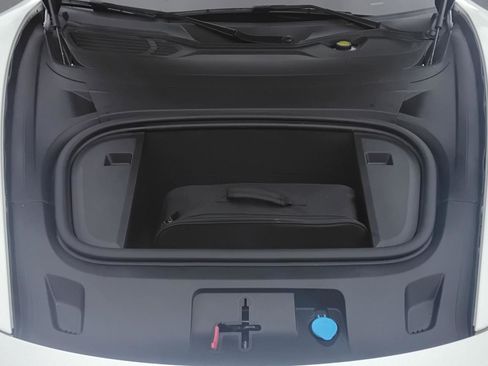 Used 2020 Porsche Taycan 4S image 15