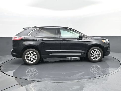 Used 2024 Ford Edge SEL w/ Convenience Package AWD/4WD image 4