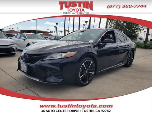 Certified 2019 Toyota Camry XSE FWD image 1