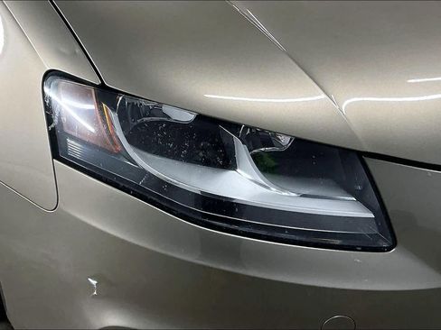 Used 2010 Audi A4 2.0T Premium image 29