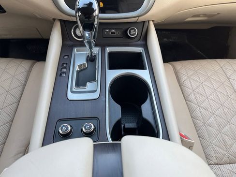 Used 2019 Nissan Murano Platinum w/ Cargo Package image 11