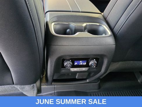 Used 2026 Chevrolet Traverse Z71 w/ Driver Confidence Package AWD/4WD image 11