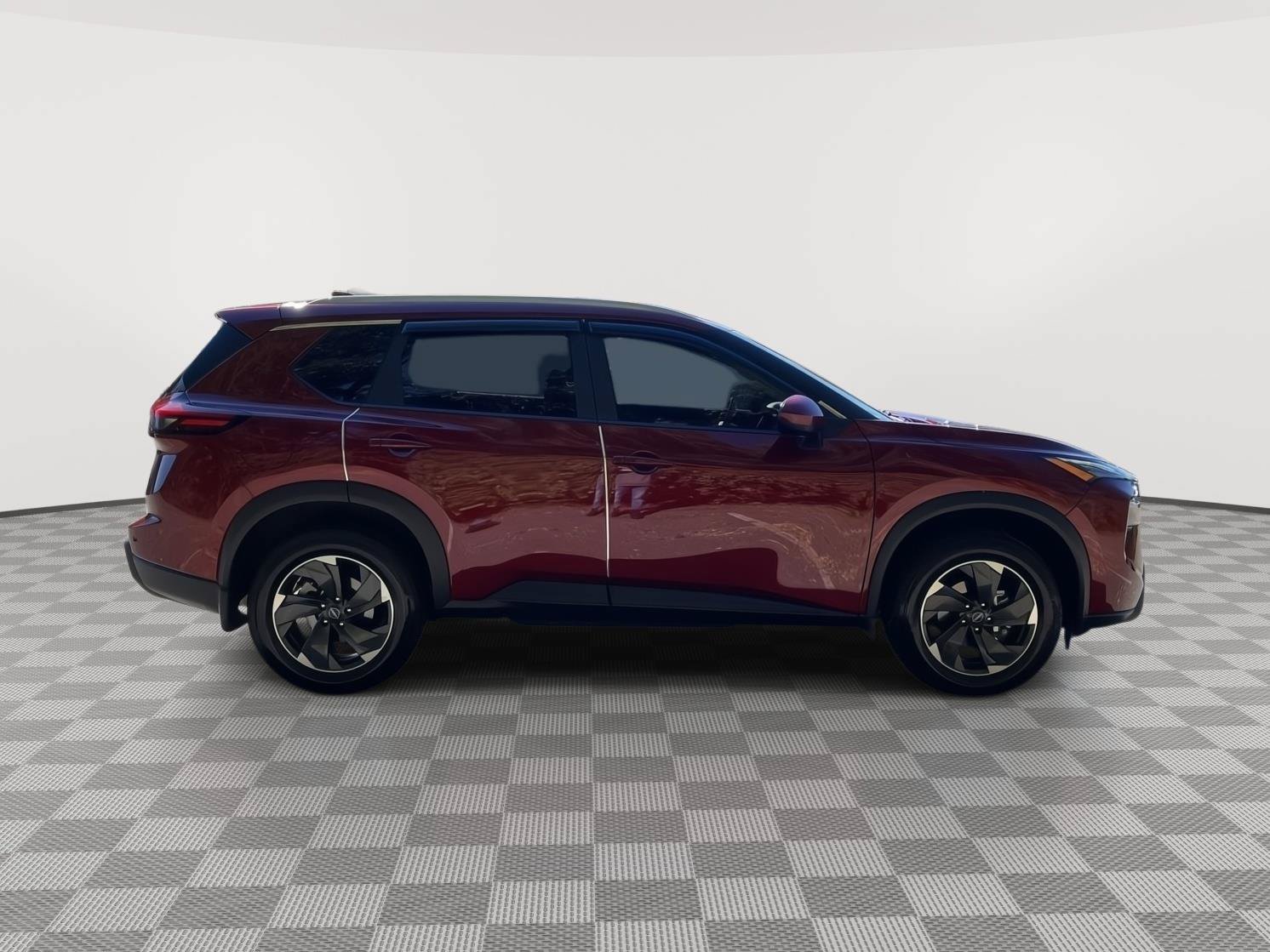 Used 2024 Nissan Rogue SV w/ SV Premium Package AWD/4WD image 4