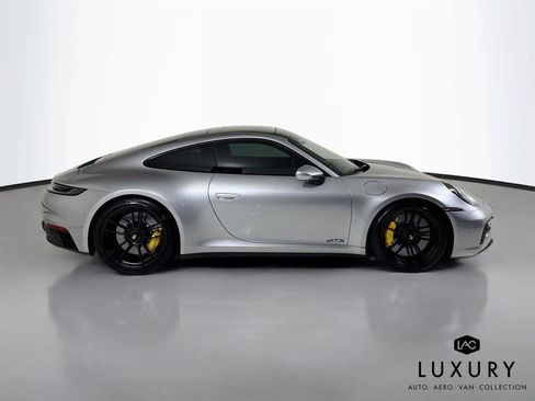 Used 2024 Porsche 911 Carrera GTS w/ Premium Package RWD image 5