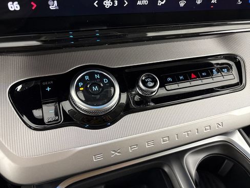 New 2026 Ford Expedition Max Active RWD image 26