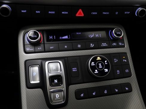 Used 2024 Hyundai Palisade SEL image 12