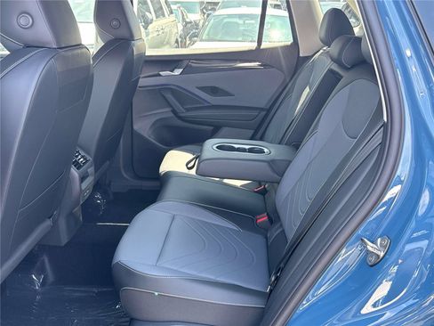 New 2026 Volkswagen Tiguan SE AWD/4WD image 28