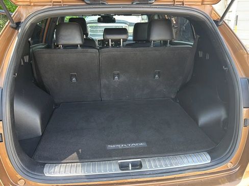 Used 2021 Kia Sportage S w/ S AWD Premium Package image 29