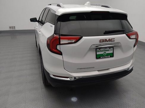 Used 2022 GMC Terrain SLT w/ LPO, Floor Liner Package image 6