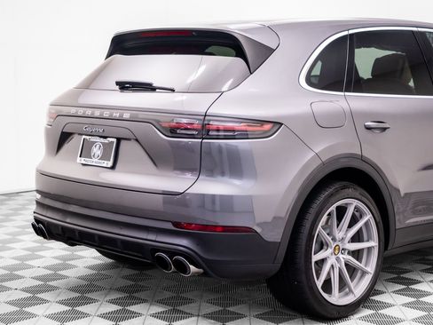 Used 2021 Porsche Cayenne E-Hybrid AWD/4WD image 38