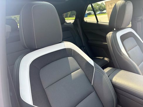 Used 2024 Chevrolet Blazer EV LT AWD/4WD image 42