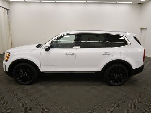 Certified 2022 Kia Telluride SX w/ SX Prestige Package image 4