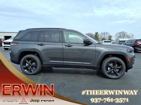 New 2026 Jeep Grand Cherokee Limited w/ Limited Altitude Package AWD/4WD image 6