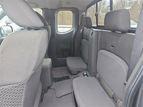 Used 2021 Nissan Frontier SV image 21