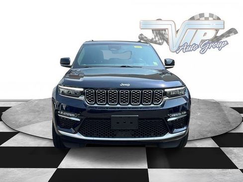 Certified 2022 Jeep Grand Cherokee Summit AWD/4WD image 2
