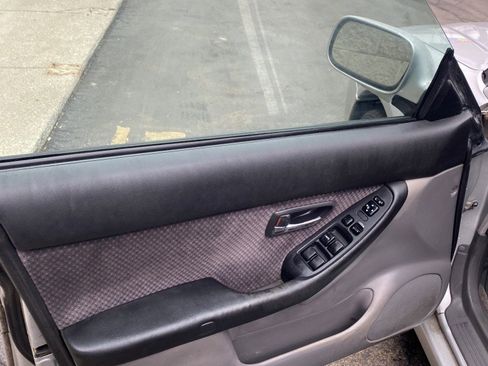 Used 2003 Subaru Legacy L image 19