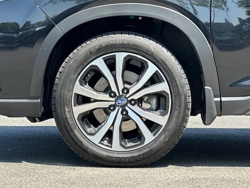 Used 2023 Subaru Forester Limited image 28