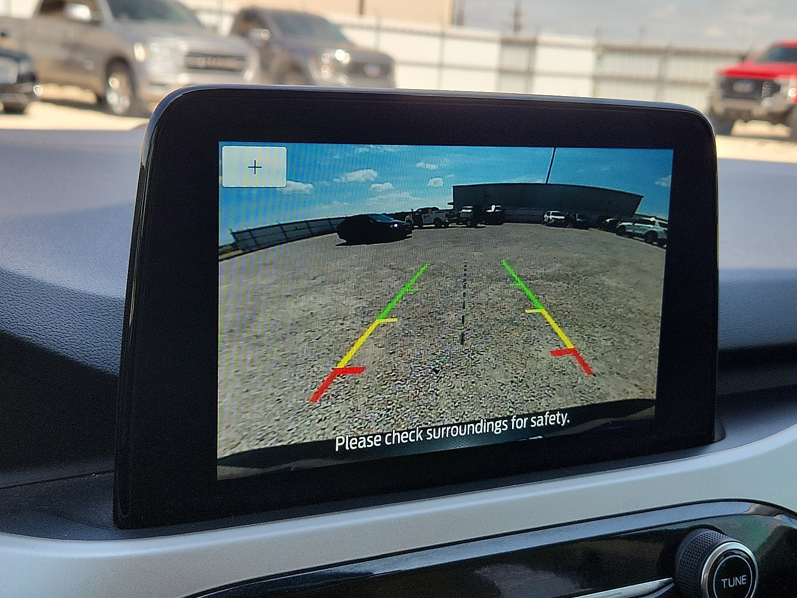 Used 2022 Ford Escape SE w/ Convenience Package FWD image 14