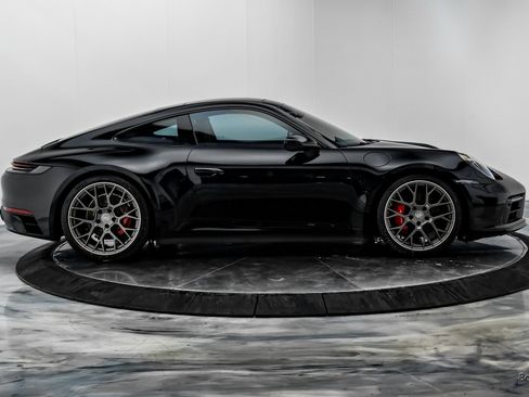 Used 2020 Porsche 911 Carrera 4S image 16