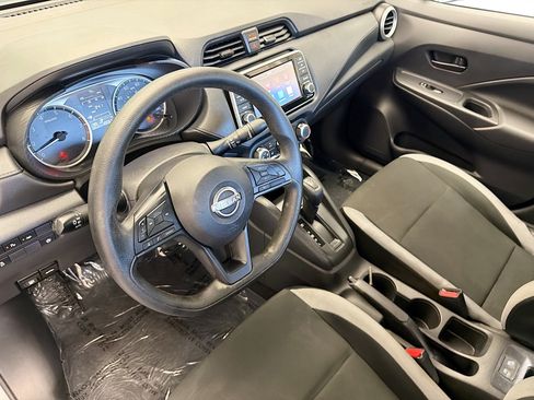 Used 2025 Nissan Versa S w/ S Plus Package FWD image 7
