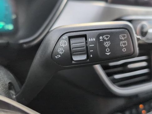 Used 2022 Ford Escape Titanium w/ Class II Trailer Tow Package image 25