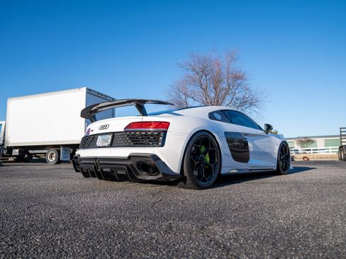 Used 2023 Audi R8 V10 performance image 7