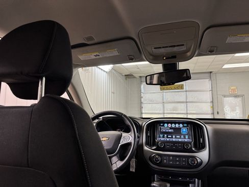 Used 2018 Chevrolet Colorado LT image 22