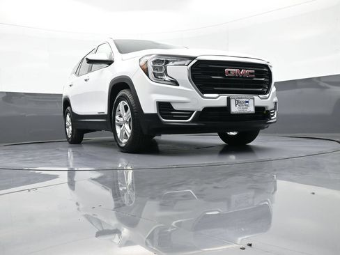 Used 2022 GMC Terrain SLE w/ Driver Convenience Package AWD/4WD image 28