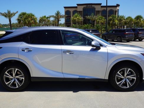 Certified 2024 Lexus RX 350 Premium w/ Accessory Package (Z1) FWD image 4