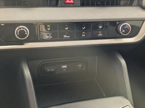 Used 2024 Kia Sportage LX FWD image 21