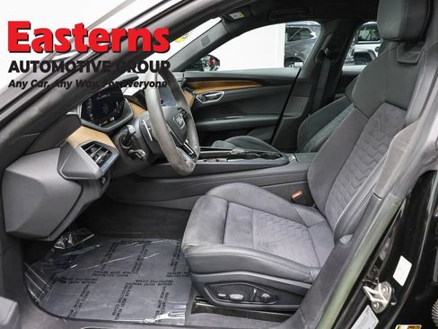 Used 2022 Audi e-tron GT Premium Plus AWD/4WD image 14