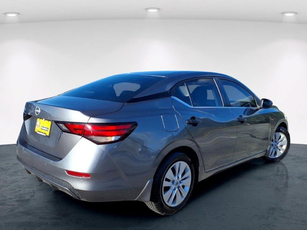 Used 2024 Nissan Sentra S FWD image 8