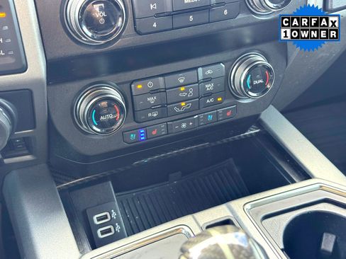 Used 2020 Ford F150 Raptor w/ Equipment Group 802A Luxury image 26