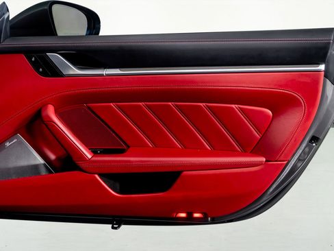 Used 2023 Porsche 911 Turbo S image 39