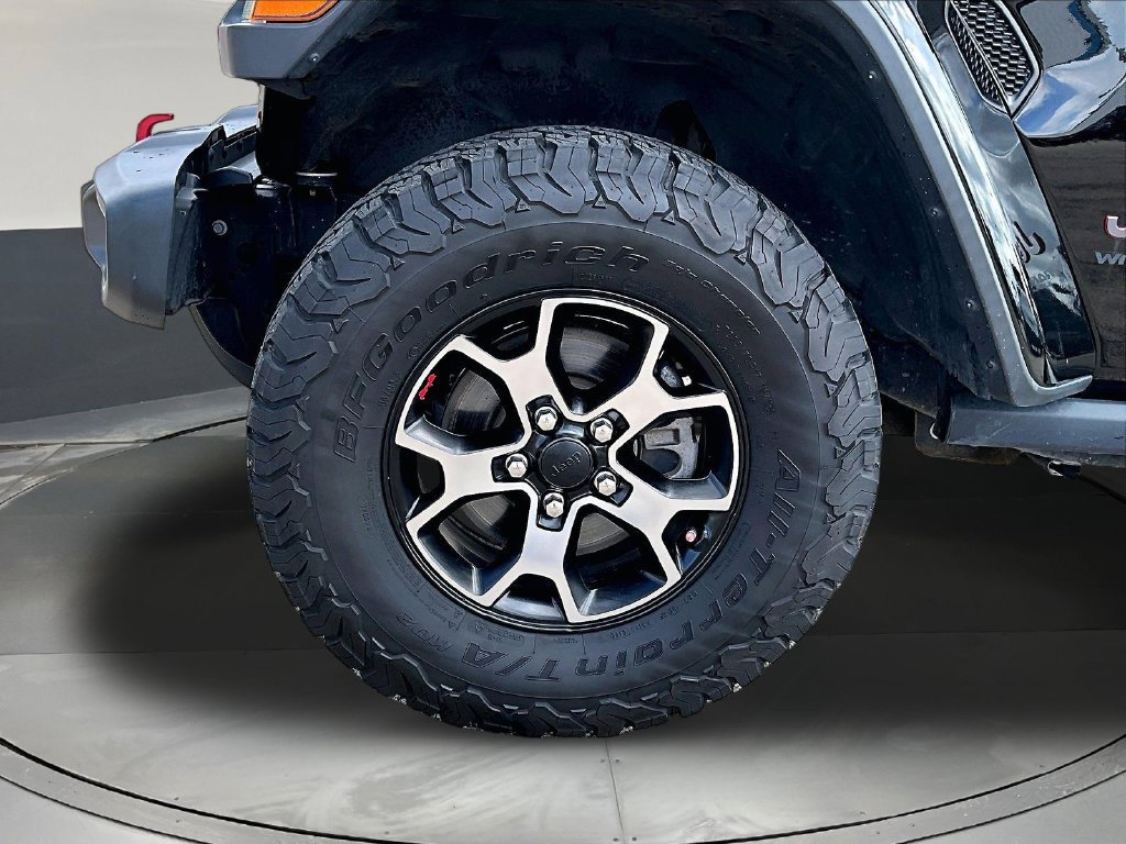 Used 2018 Jeep Wrangler Unlimited Rubicon AWD/4WD image 32