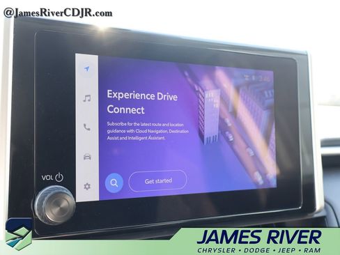 Used 2025 Toyota RAV4 XLE image 34