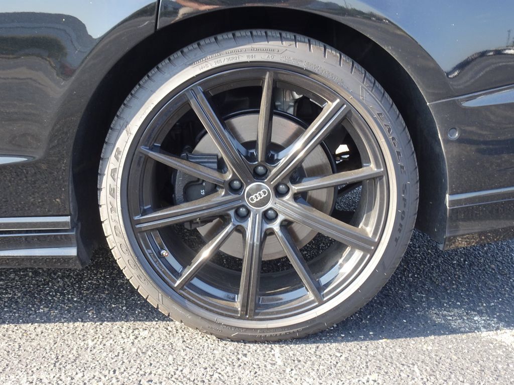 Used 2022 Audi A8 L 3.0T AWD/4WD image 25