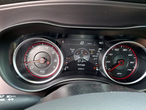Used 2023 Dodge Charger SXT RWD image 17