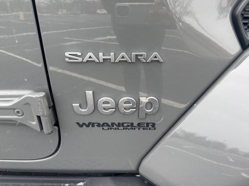 Used 2021 Jeep Wrangler Unlimited Sahara image 12