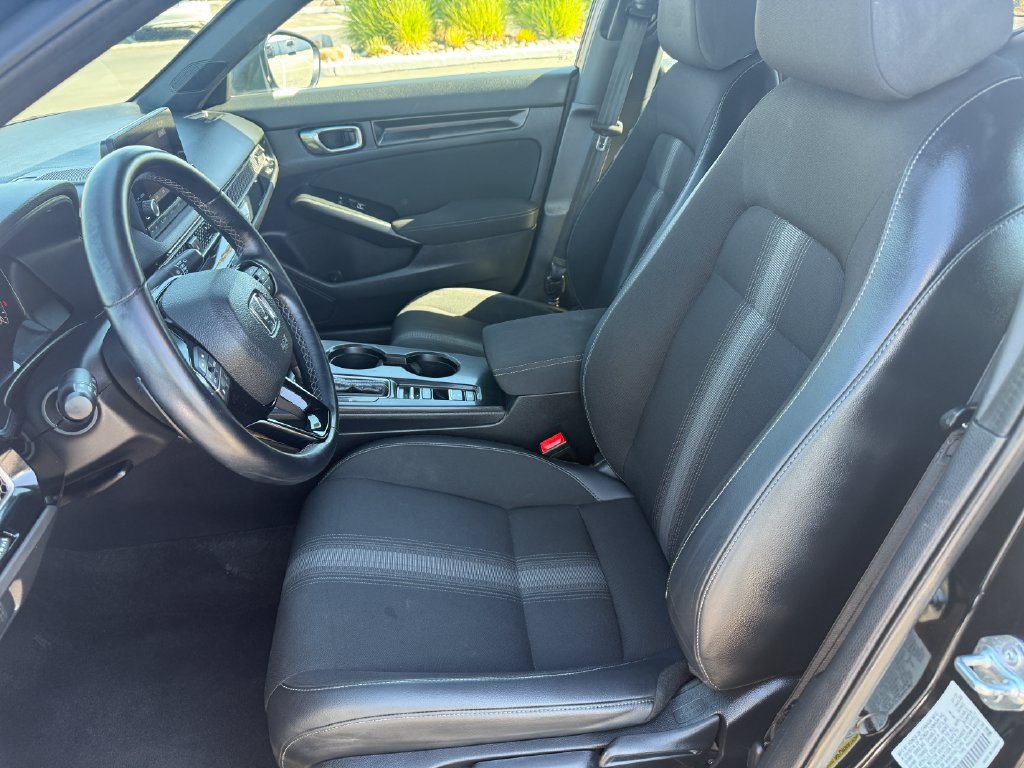 Used 2023 Honda Civic Sport image 12