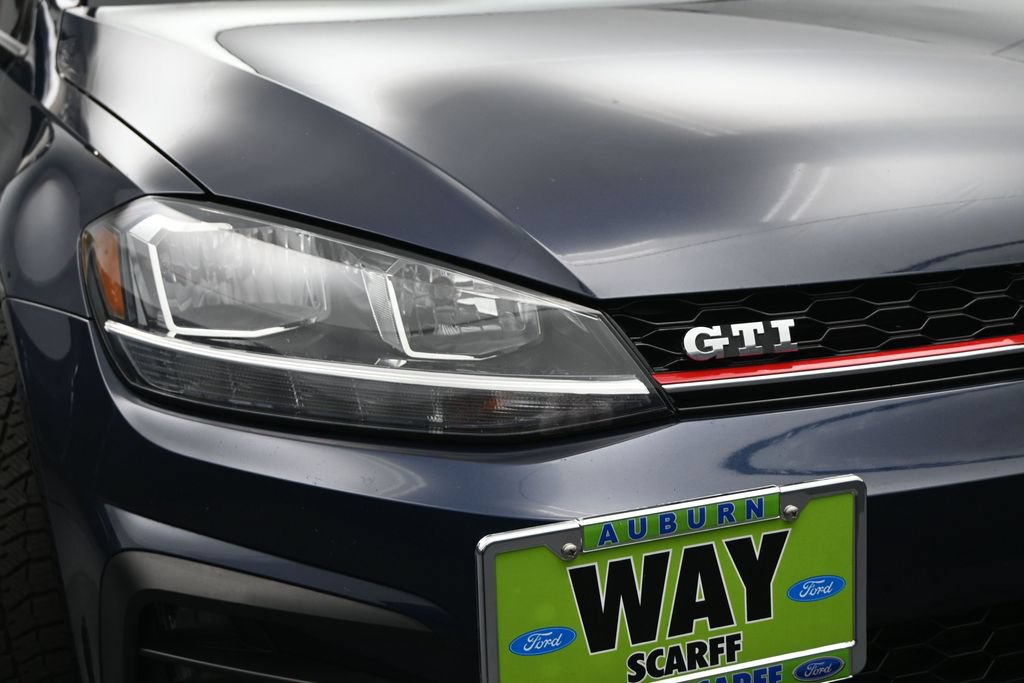 Used 2018 Volkswagen GTI S FWD image 4