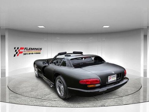 Used 1993 Dodge Viper RT/10 image 3