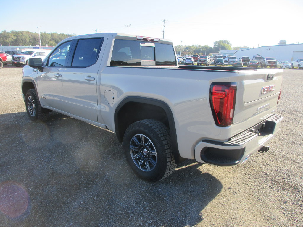 New 2026 GMC Sierra 1500 AT4 w/ AT4 Premium Package AWD/4WD image 7