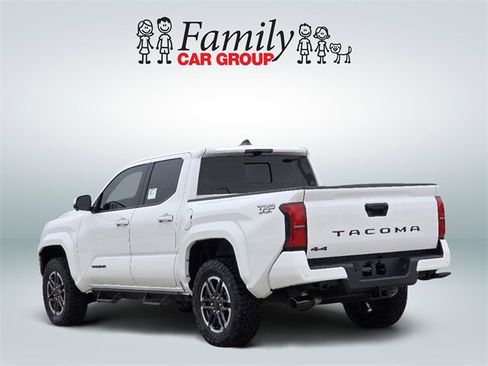 New 2024 Toyota Tacoma TRD Off-Road image 3