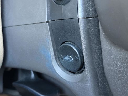 Used 2014 Ford F250 Lariat w/ Lariat Interior Package image 12