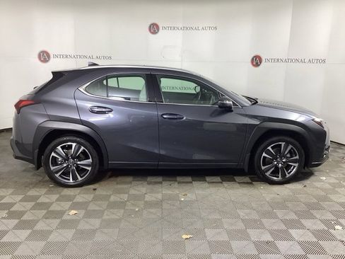 Used 2024 Lexus UX 250h AWD image 4