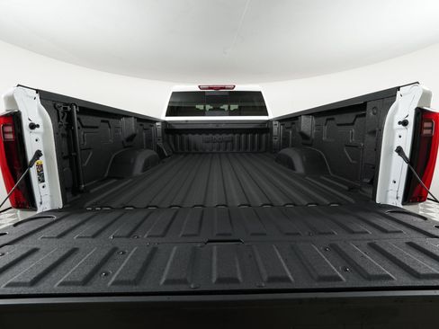 Used 2025 GMC Sierra 3500 Denali Ultimate image 8