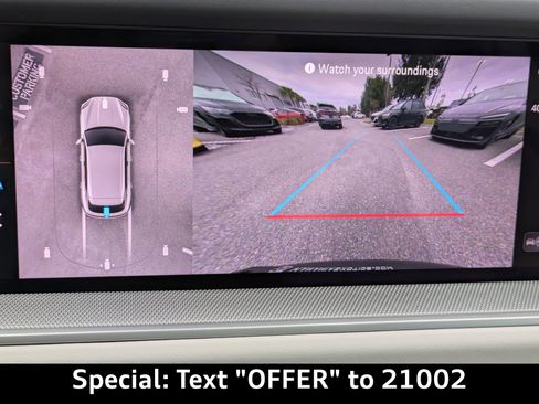 Used 2025 Porsche Cayenne image 25