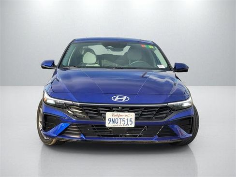 Used 2024 Hyundai Elantra Limited image 2